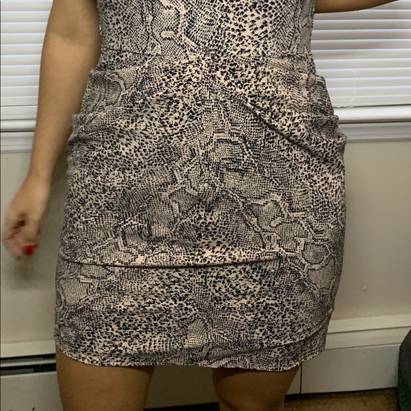 Dress perfect for work. - Picture 4 of 4